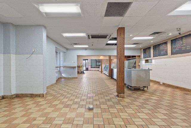 258-270 K Street, Boston, MA 02127