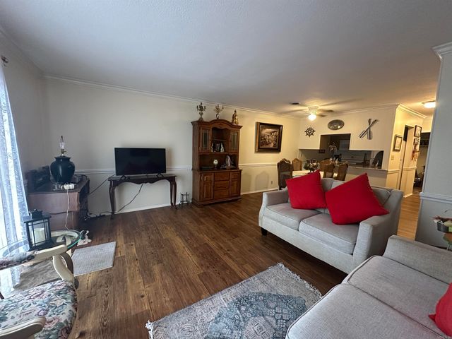 135 Hillview Dr Apt 115, Fairfield Bay, AR 72088