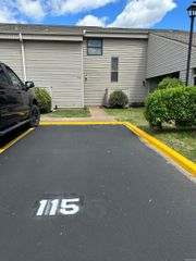 135 Hillview Dr Apt 115, Fairfield Bay, AR 72088