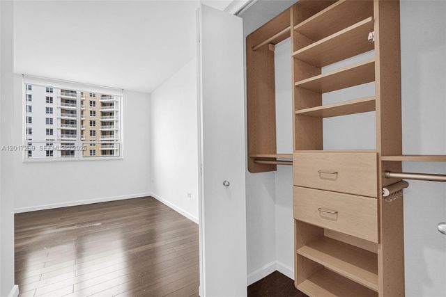 801 S Brickell Key Blvd 1909, Miami, FL 33131
