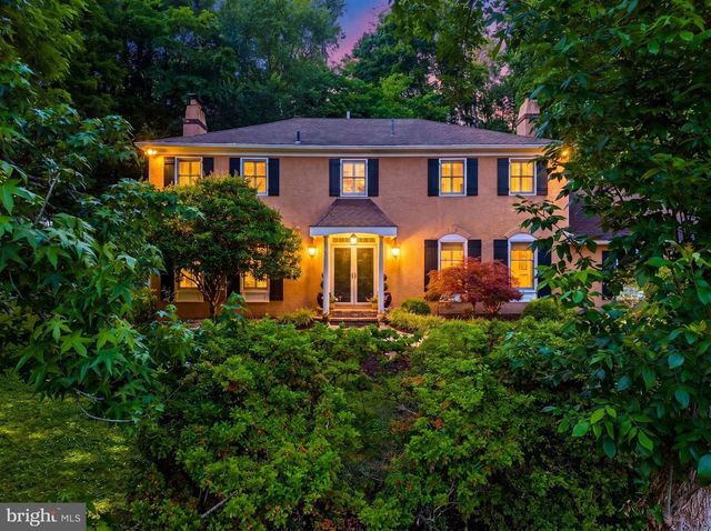 2047 STONE RIDGE LN, Villanova, PA 19085