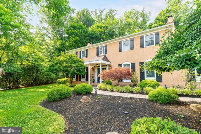 2047 STONE RIDGE LN, Villanova, PA 19085
