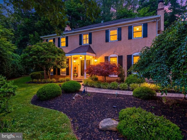 2047 STONE RIDGE LN, Villanova, PA 19085