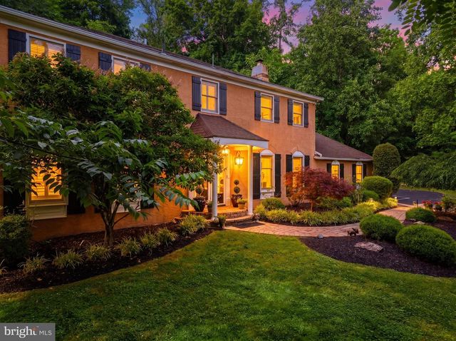 2047 STONE RIDGE LN, Villanova, PA 19085