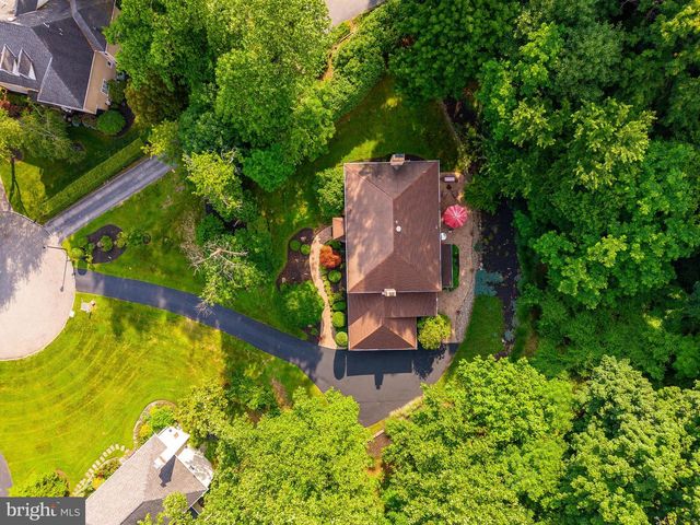 2047 STONE RIDGE LN, Villanova, PA 19085