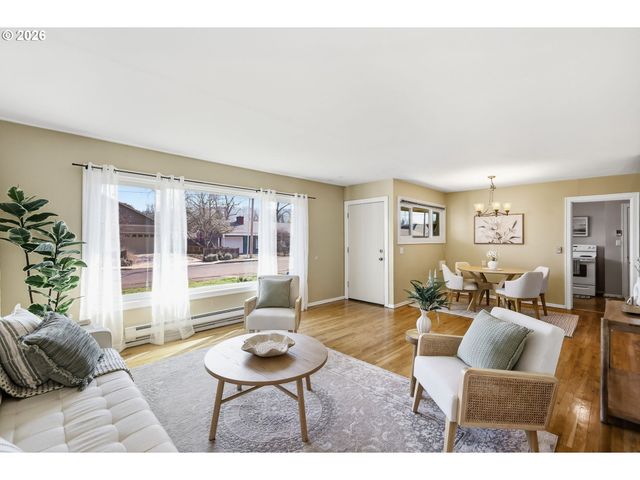 2950 FERRY St, Eugene, OR 97405