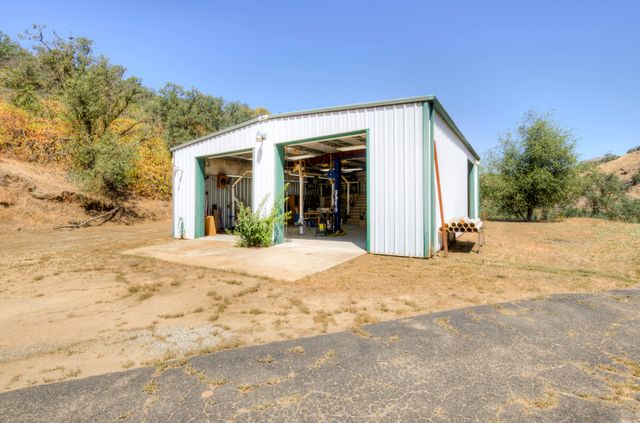 36209 Sand Creek Road, Yokuts Valley, CA 93675