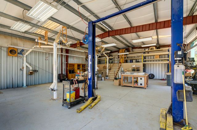 36209 Sand Creek Road, Yokuts Valley, CA 93675