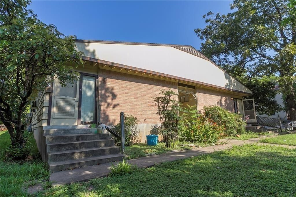 3304 Tom Green ST C, Austin, TX 78705