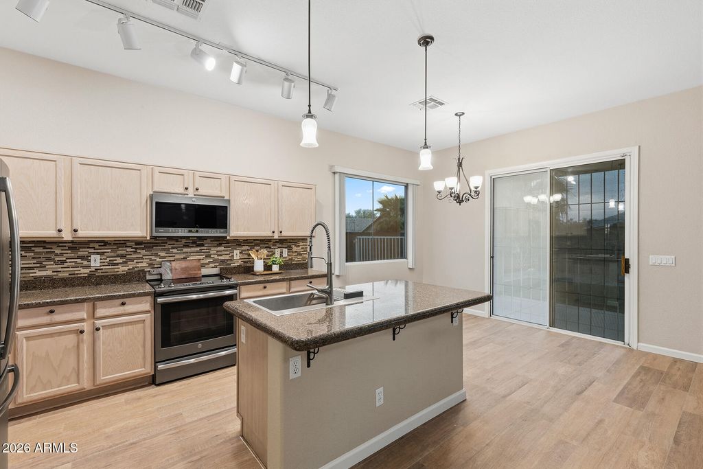 13611 W TARA Lane, Surprise, AZ 85374 — photo 2
