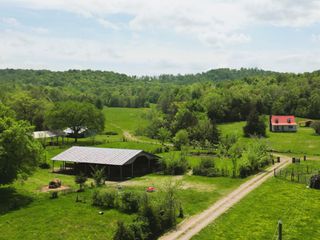 198 Treece Ln, Clifton, TN 38425