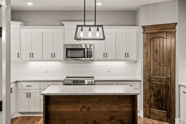 61 Summer Sky Drive, Greenbrier, AR 72058