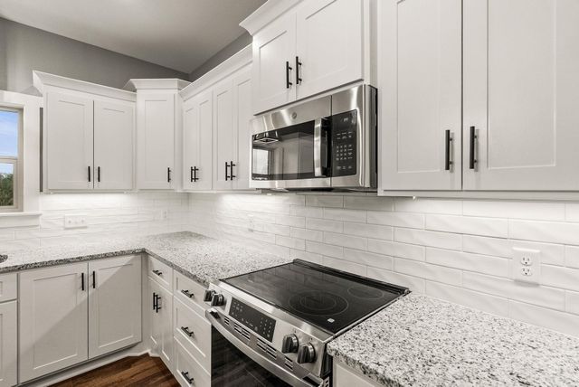 61 Summer Sky Drive, Greenbrier, AR 72058