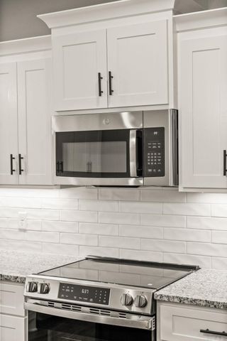 61 Summer Sky Drive, Greenbrier, AR 72058