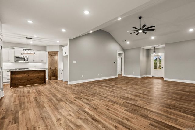 61 Summer Sky Drive, Greenbrier, AR 72058