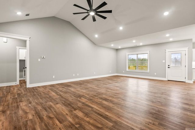 61 Summer Sky Drive, Greenbrier, AR 72058