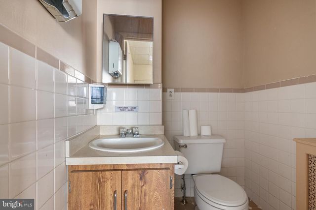 709 E PASSYUNK AVE, Philadelphia, PA 19147