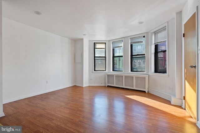 709 E PASSYUNK AVE, Philadelphia, PA 19147