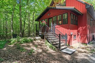 6907 126th Avenue, Fennville, MI 49408