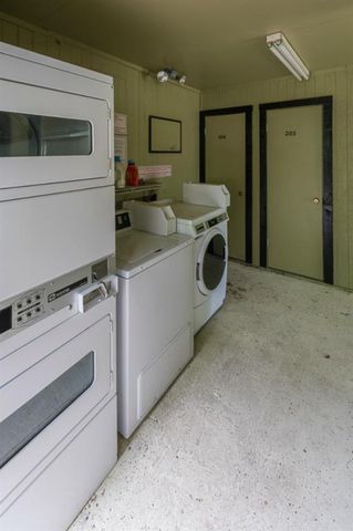 400 W 34th ST 206, Austin, TX 78705