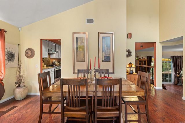 7212 Canyon Hill Way, San Diego, CA 92126