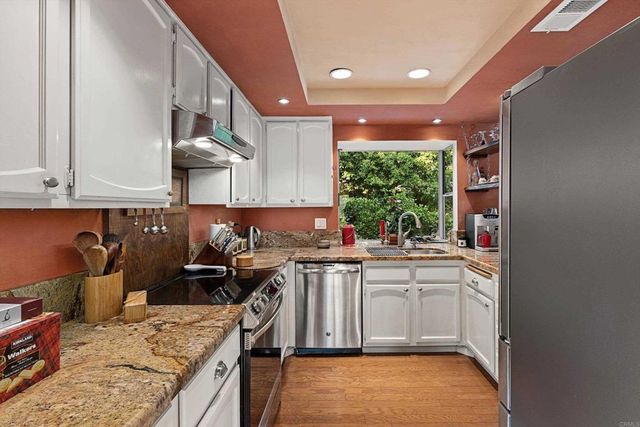 7212 Canyon Hill Way, San Diego, CA 92126