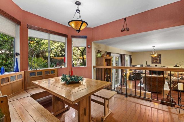 7212 Canyon Hill Way, San Diego, CA 92126