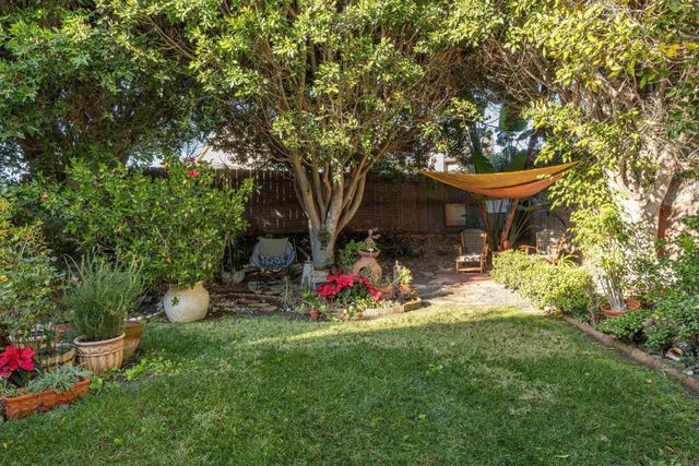 7212 Canyon Hill Way, San Diego, CA 92126