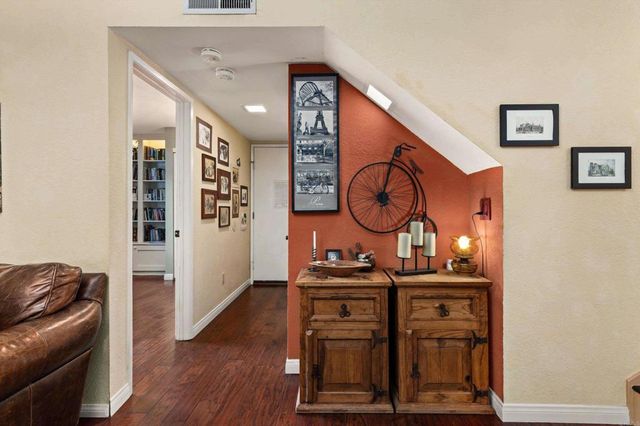 7212 Canyon Hill Way, San Diego, CA 92126