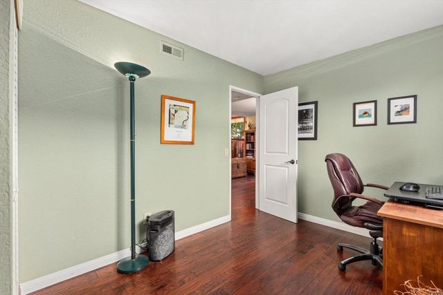 7212 Canyon Hill Way, San Diego, CA 92126