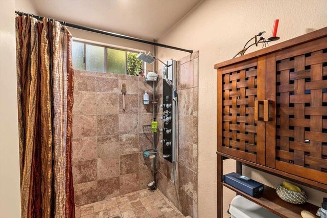 7212 Canyon Hill Way, San Diego, CA 92126