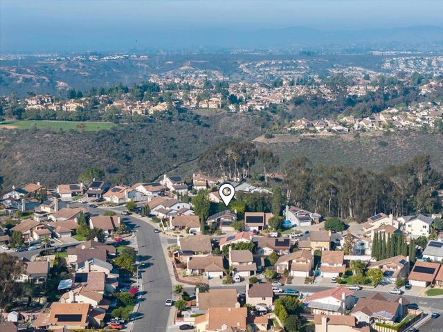 7212 Canyon Hill Way, San Diego, CA 92126
