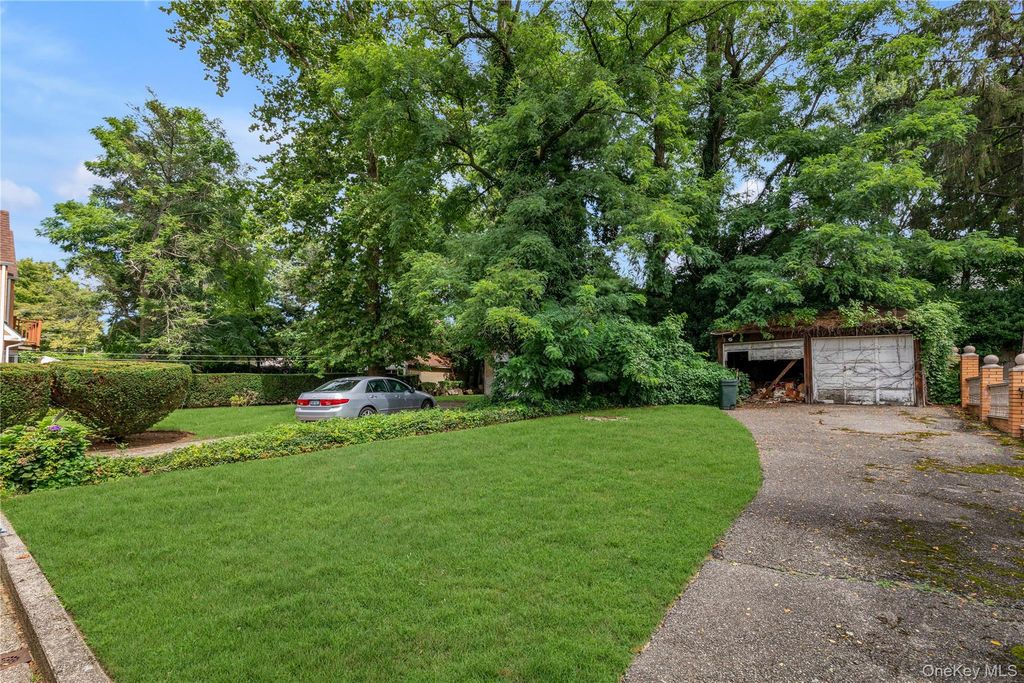 45-51 Zion Street, Little Neck, NY 11362 — photo 4