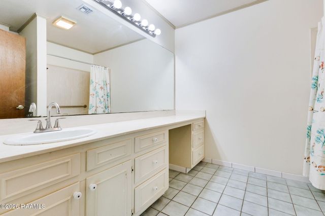 201 Woodbury Drive, Lafayette, LA 70507