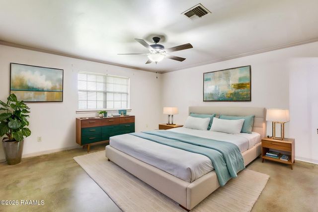 201 Woodbury Drive, Lafayette, LA 70507
