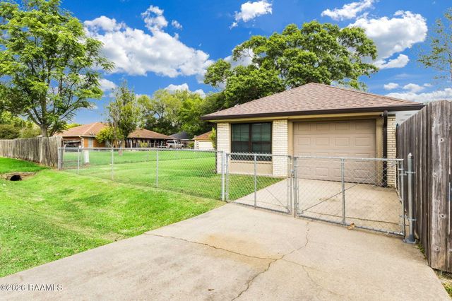 201 Woodbury Drive, Lafayette, LA 70507