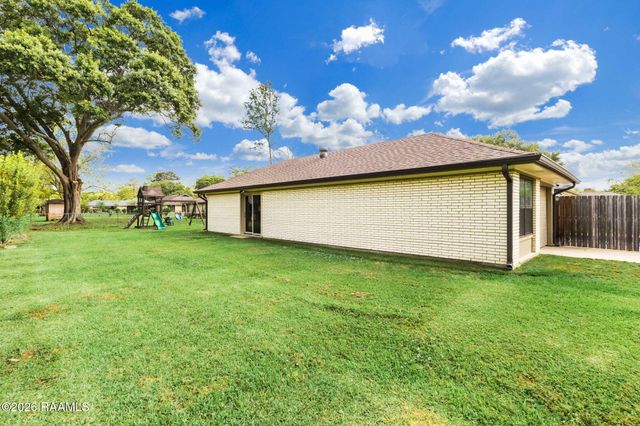 201 Woodbury Drive, Lafayette, LA 70507