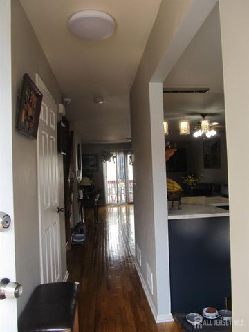741 Bound Brook Road UNIT8, Dunellen, NJ 08812