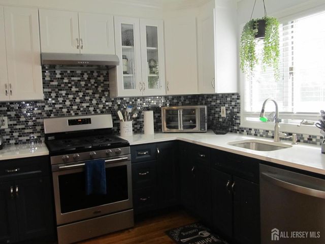 741 Bound Brook Road UNIT8, Dunellen, NJ 08812