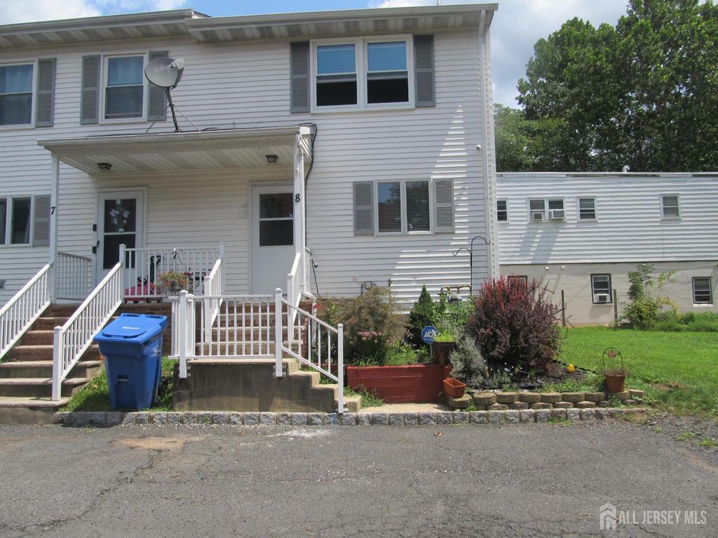 741 Bound Brook Road UNIT8, Dunellen, NJ 08812