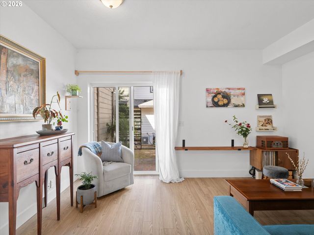 7627 N NEWMAN Ave, Portland, OR 97203