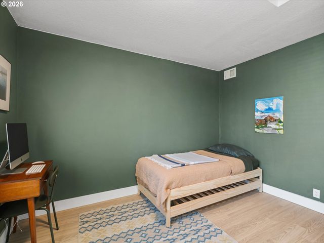 7627 N NEWMAN Ave, Portland, OR 97203