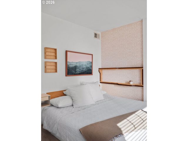 7627 N NEWMAN Ave, Portland, OR 97203