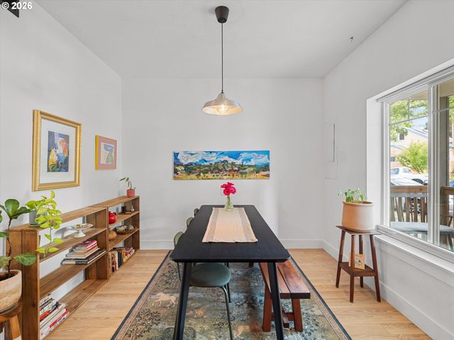 7627 N NEWMAN Ave, Portland, OR 97203