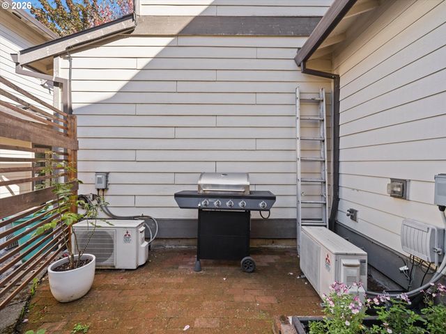 7627 N NEWMAN Ave, Portland, OR 97203