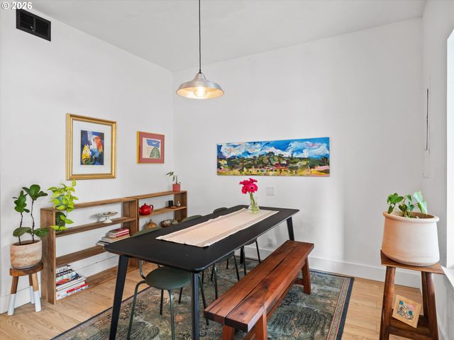 7627 N NEWMAN Ave, Portland, OR 97203