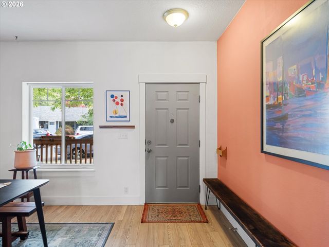 7627 N NEWMAN Ave, Portland, OR 97203