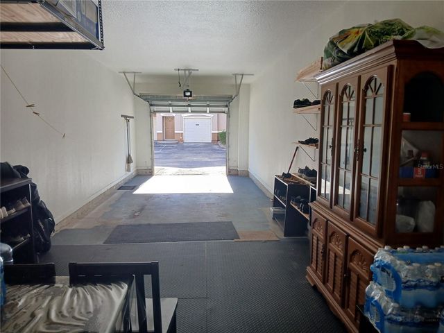 18078 VILLA CREEK DRIVE 18078, Tampa, FL 33647