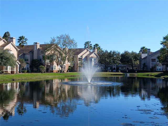 18078 VILLA CREEK DRIVE 18078, Tampa, FL 33647