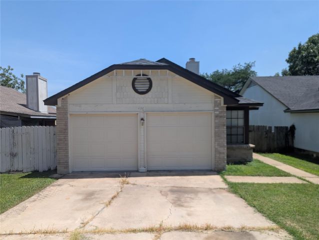 1204 Greenbriar LOOP, Round Rock, TX 78664